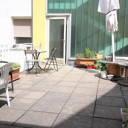 Super - Roof Terrace, Netflix Apartman *