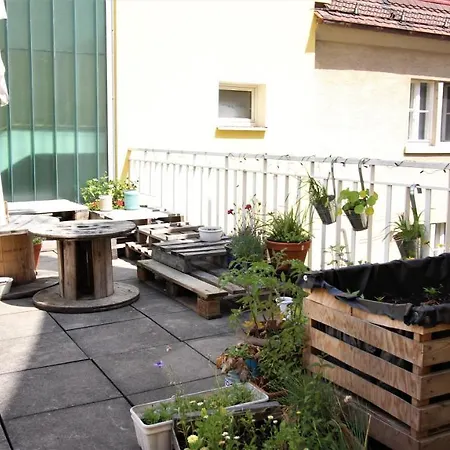 Super - Roof Terrace, Netflix *