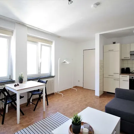 Apartman Super - Roof Terrace, Netflix *