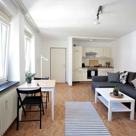 Super - Roof Terrace, Netflix Würzburg